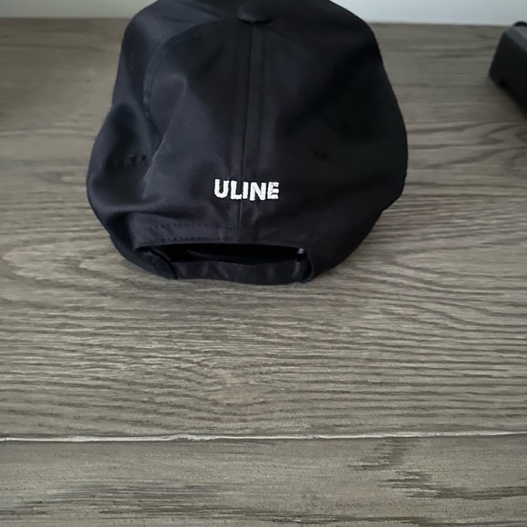 Nike Black Hat with White Logo - Picture 2 of 6